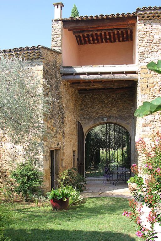 Zahrada ubytování Maison d'hôtes Ferme de la Commanderie
