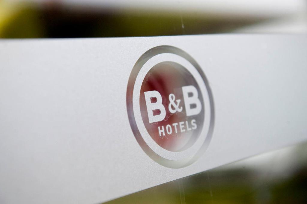 Certifikát, hodnocení, plakát nebo jiný dokument vystavený v ubytování B&B HOTEL Lyon Grand Stade Meyzieu