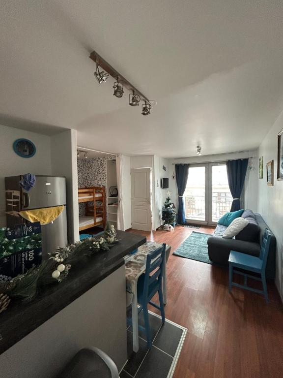 O zonă de relaxare la 38 m2 apartment, 50 m from beach, balcony
