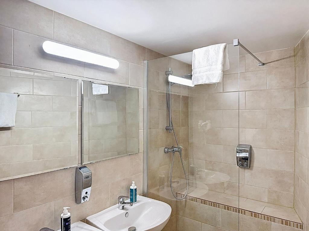 Slina Hotel Brussels - Resim 19