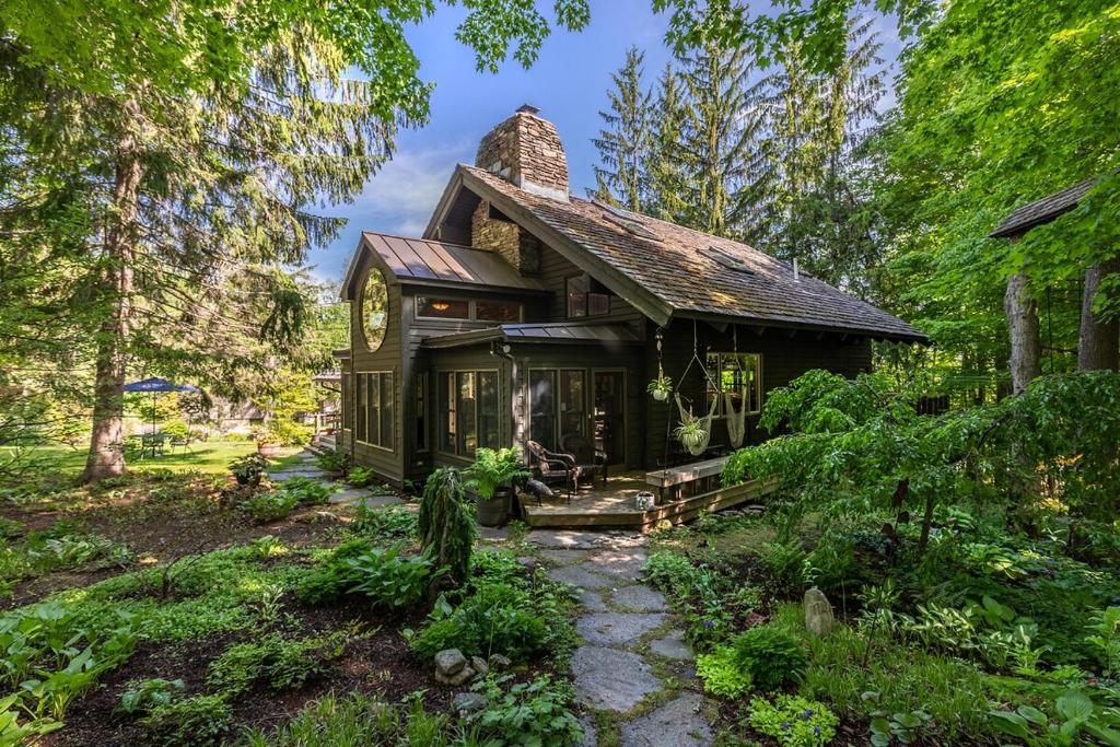 Fotografie z fotogalerie ubytování Long Term Rental - Perfect Two Family Home - Up to 14 Guests - Walk to Gondola! v destinaci Stratton