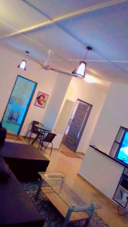 2-Bedroom Accommodation in LOME-GTA - AC, WiFi, Netflix