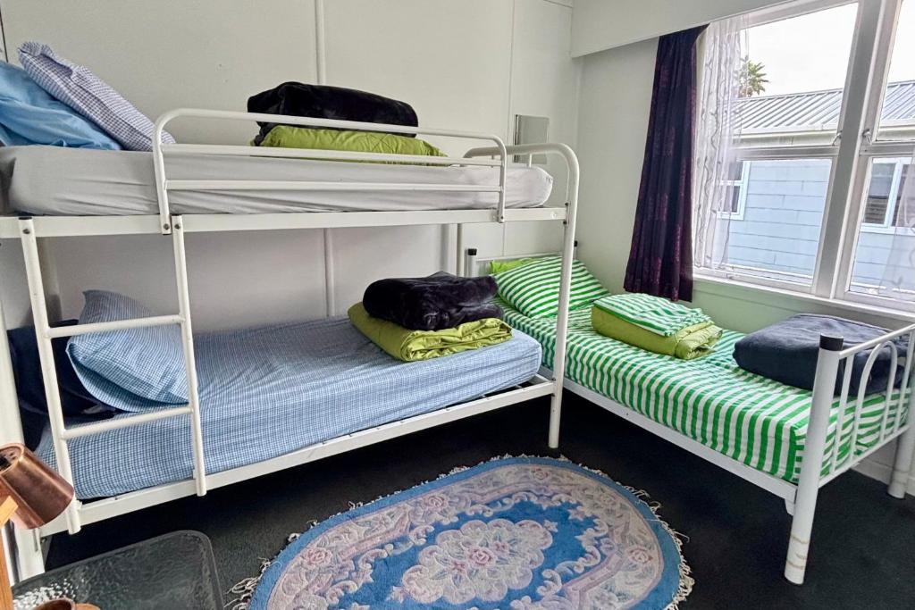 Location Location 400m From Beach and Town Centre - Resim 18