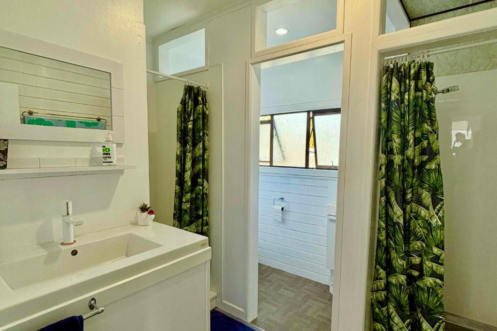 Location Location 400m From Beach and Town Centre - Resim 12