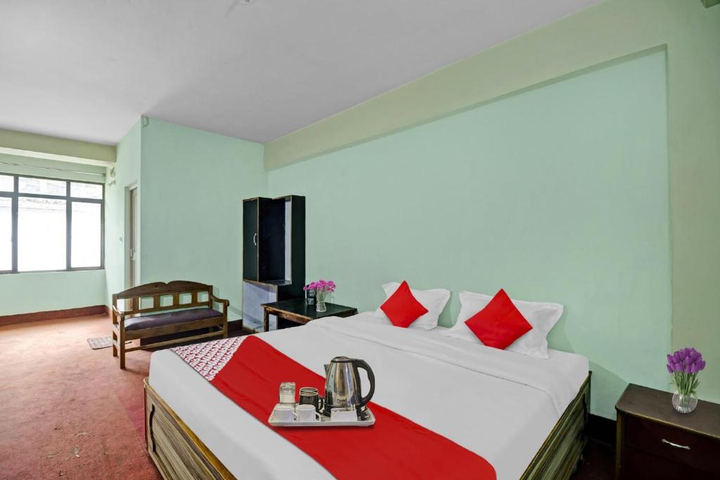 Gallery image of Hotel O Evergreen Guest House in Shillong