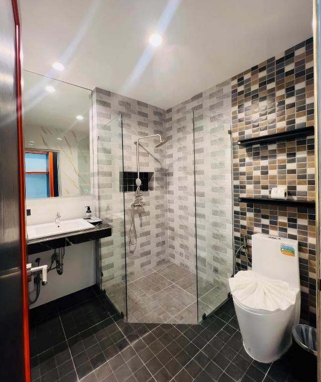 WOW PHUKET - Resim 26