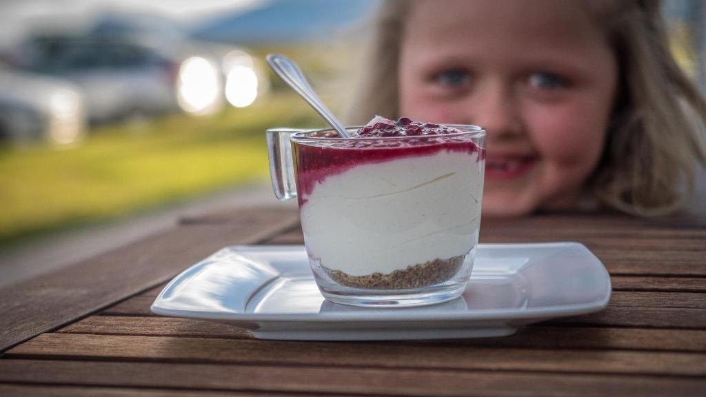 Börn sem dvelja á Kast Guesthouse