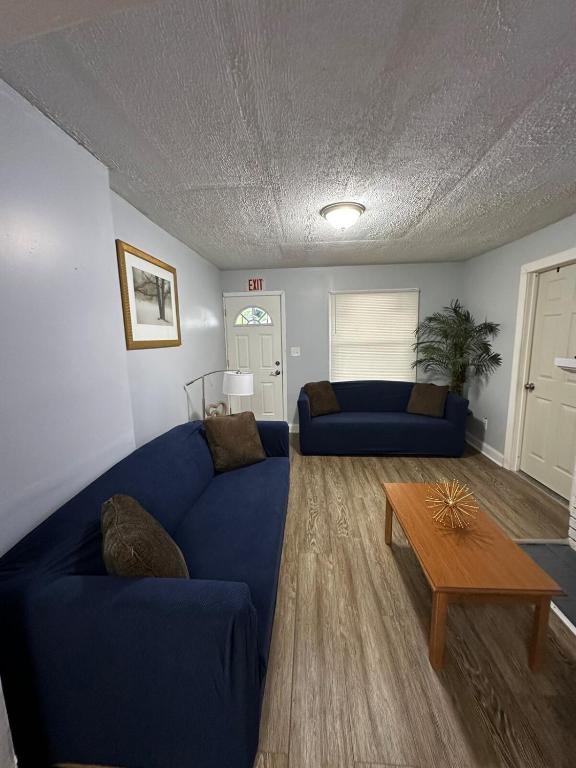 Χώρος καθιστικού στο cozy home away from home