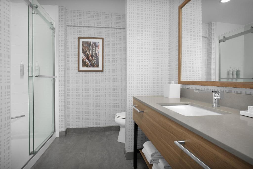 Hampton Inn Lenoir City photo