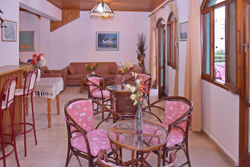 Posezení v ubytování Hotel Anatoli Apartments