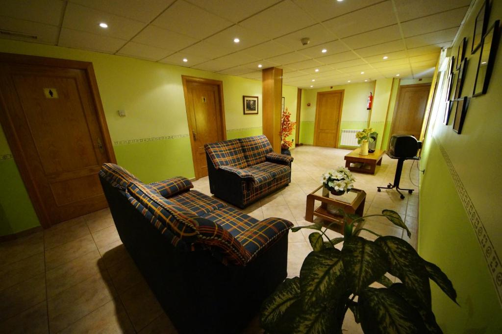 A seating area at Hostal Restaurante El Surtidor