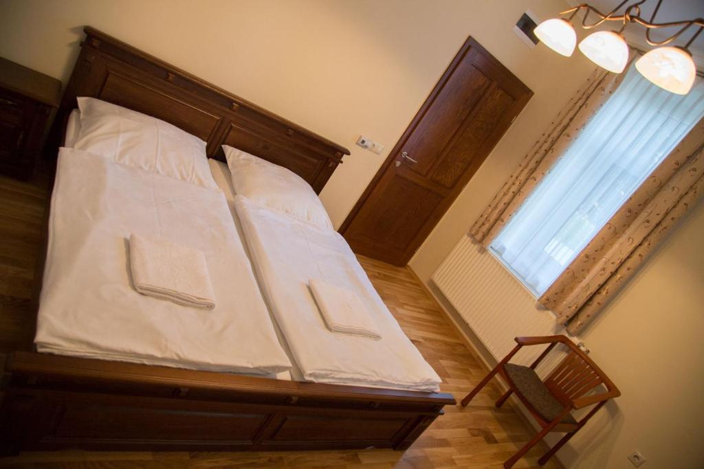 Althaus Vendégház - Habitación De Lujo