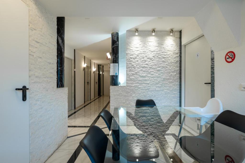 Mount Pilatus Rooms Lucerne - Resim 8