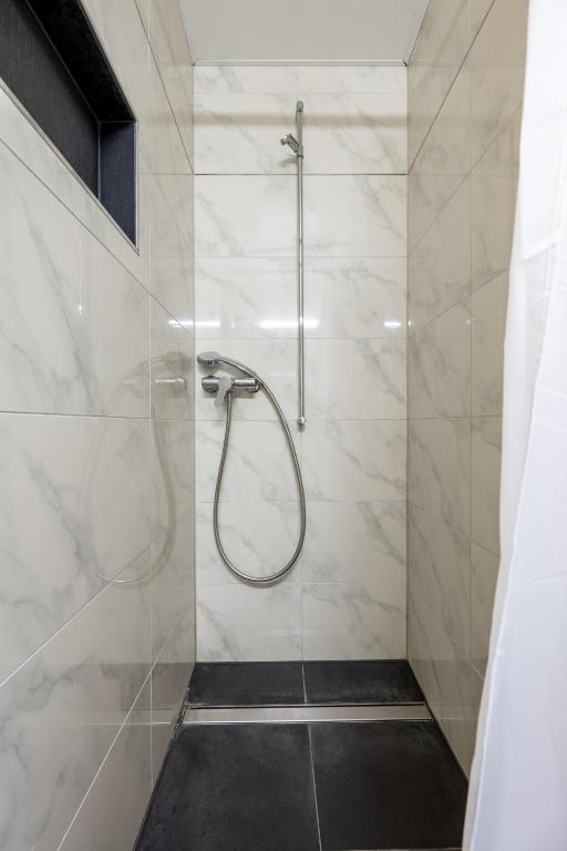 Mount Pilatus Rooms Lucerne - Resim 17