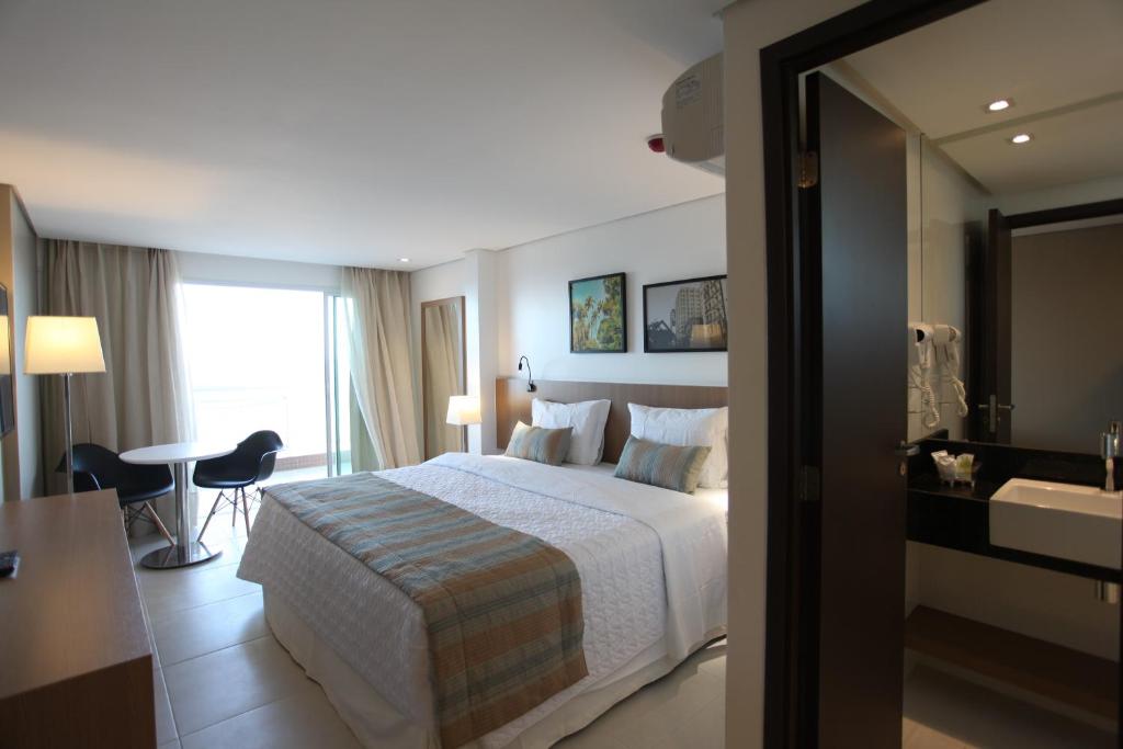  Crocobeach Hotel