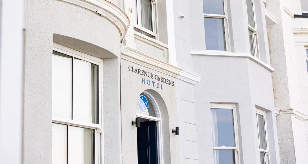 The Clarence Gardens Hotel, BW Signature Collection - Resim 42