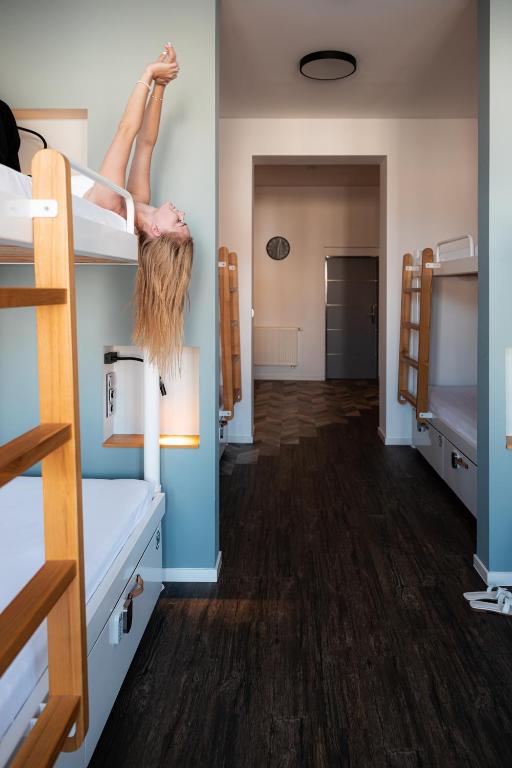 ART Hostel & Apartments - 1