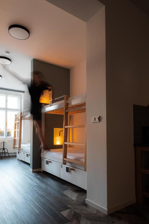 ART Hostel & Apartments - 2