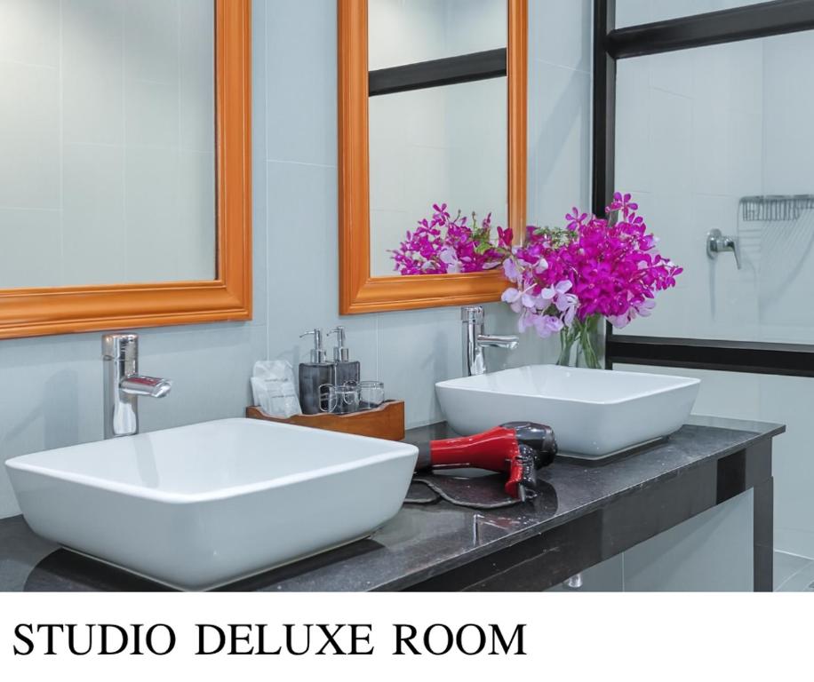 The Bridge Residence Hotel - 7