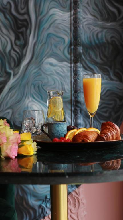 VISIONAPARTMENTS Bucharest - contactless check-in - Resim 8