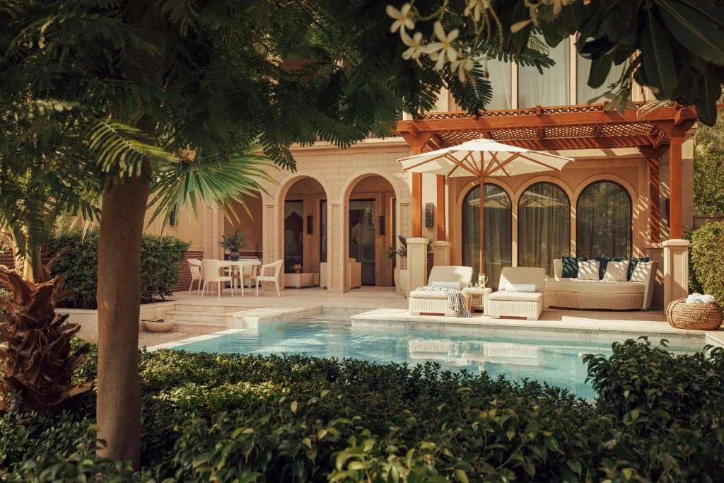 Beachfront Junior Suite with Pool with Waterpark Access