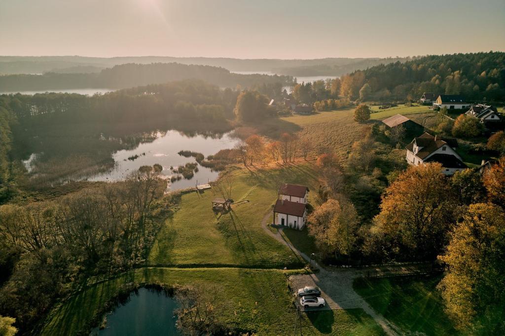an aerial view of a house and a lake at Swobodna 6 in Swobodna