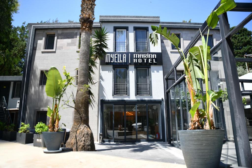 Το κτήριο όπου στεγάζεται  το ξενοδοχείο