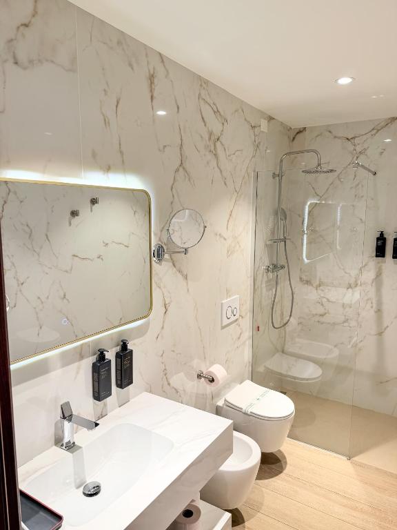 Lh HOTELS - Resim 17