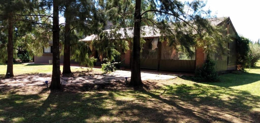 Spectacular country house with a pool!