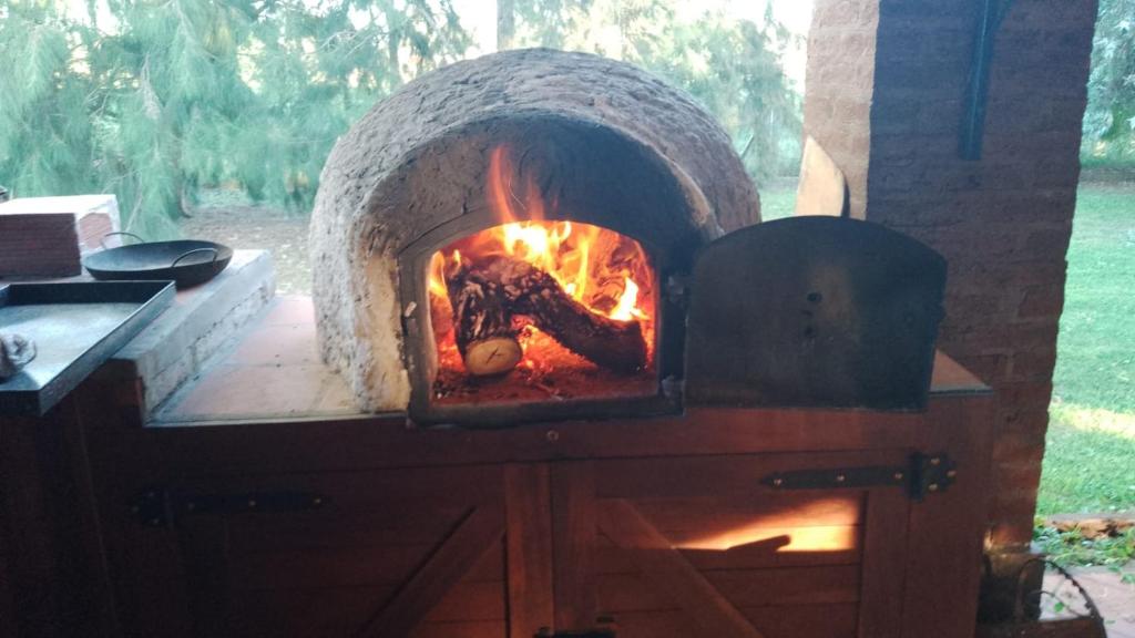 Spectacular country house with a pool!