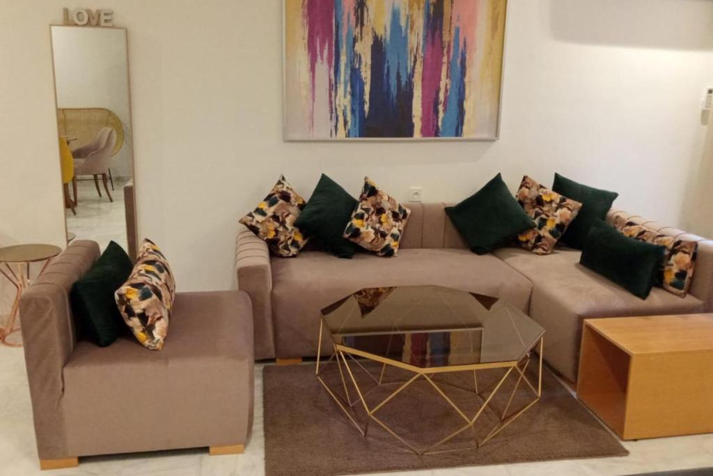 Posezení v ubytování 1Bed Apartment - Sleeps 4 - Balcony Wifi Parking