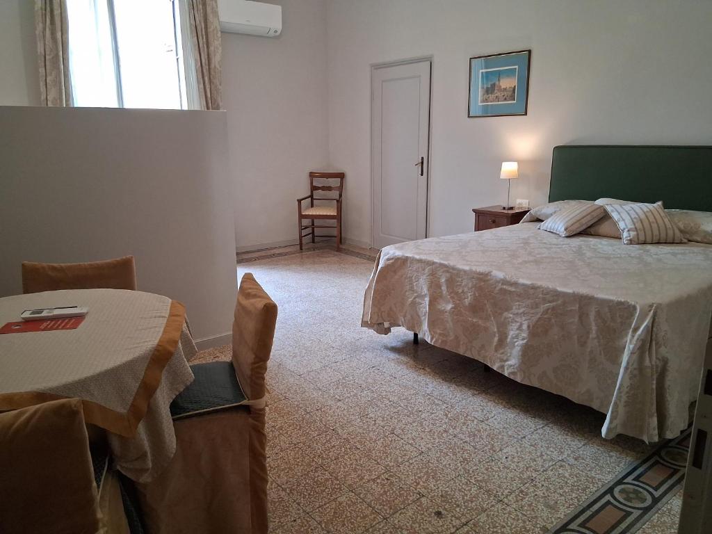 Hotel Tourist House - Resim 12