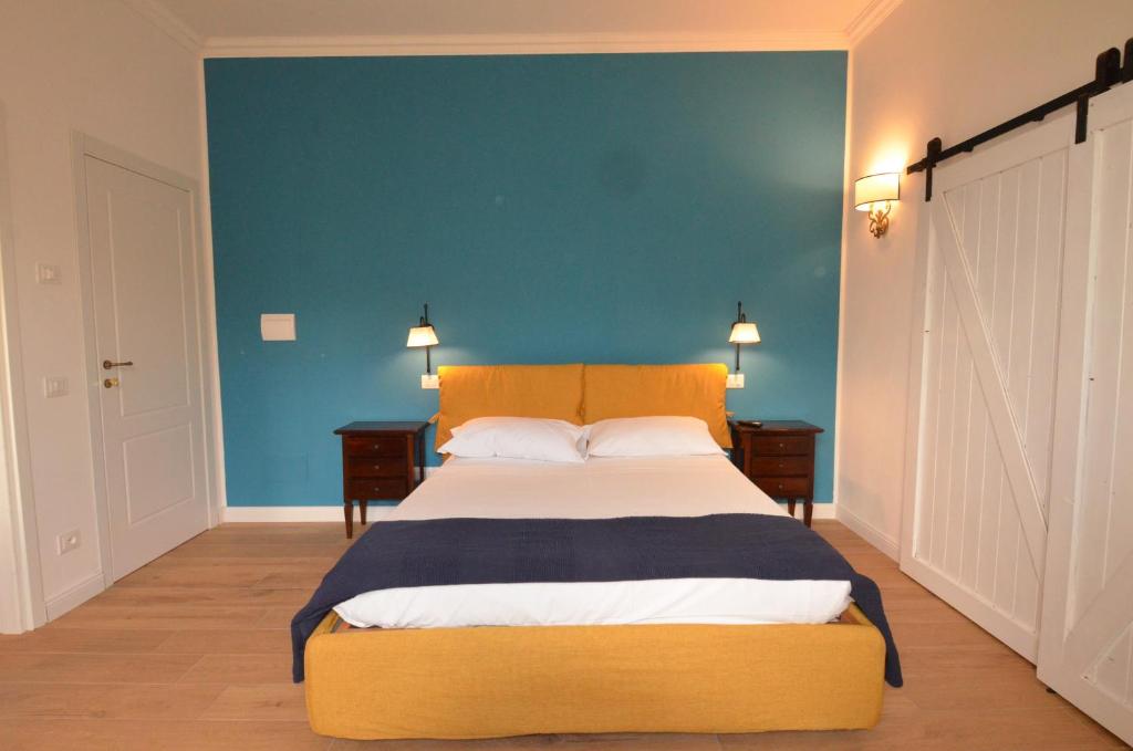 Volpicelli B&B - Deluxe Room (2 Adults + 1 Child)