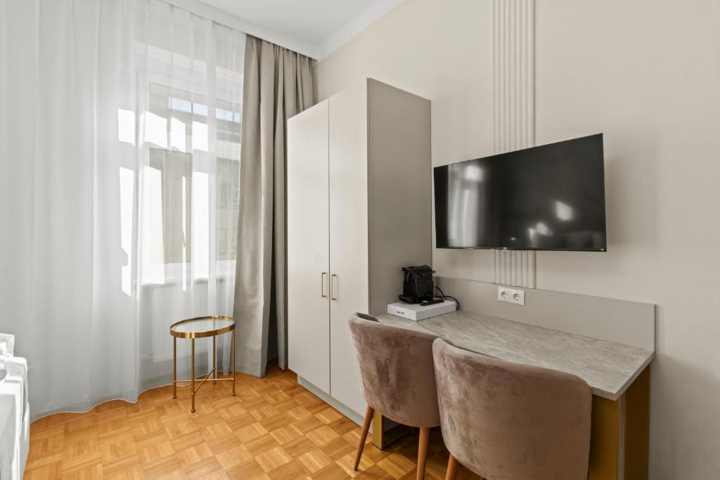 Near Schönbrunn I 1 Min to U6 Niederhofstraße - Resim 25