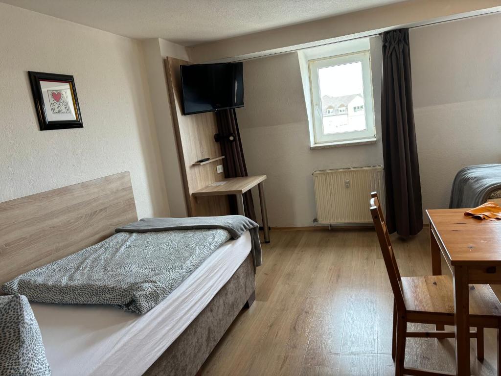 Deutscher Hof - Two-Bedroom Apartment