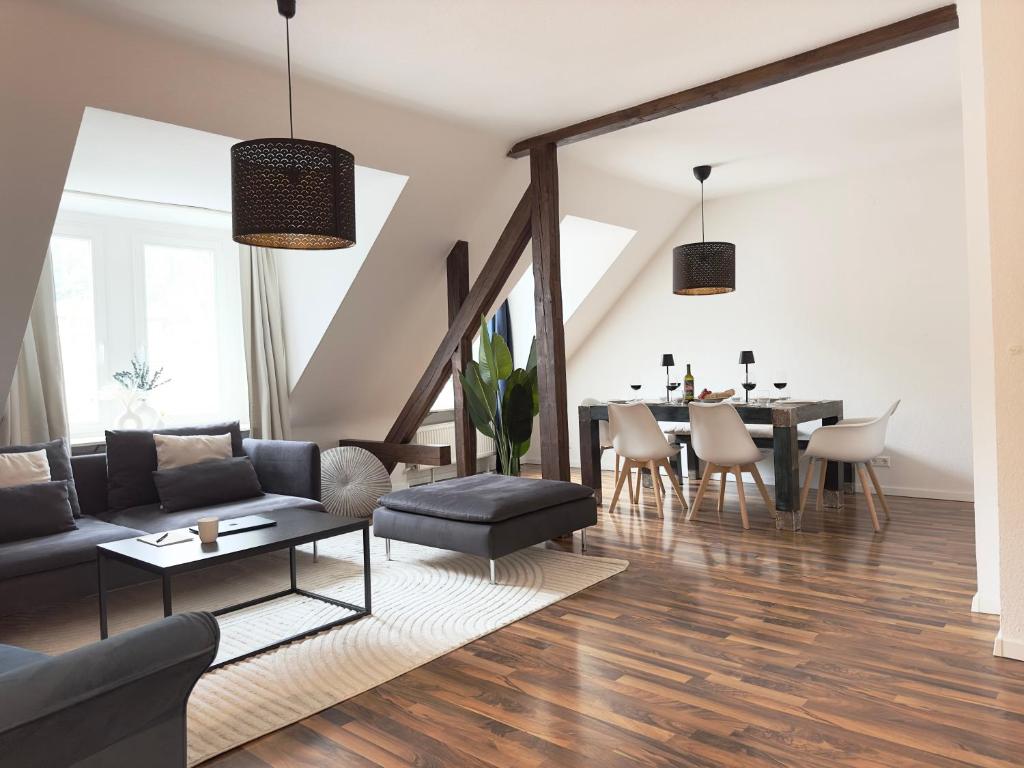 Χώρος καθιστικού στο MyStay I Central Lofts I Superior Design Apartments Heidelberg