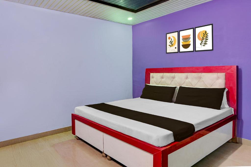 Ένα ή περισσότερα κρεβάτια σε δωμάτιο στο Hotel O Welcome House & Restaurant