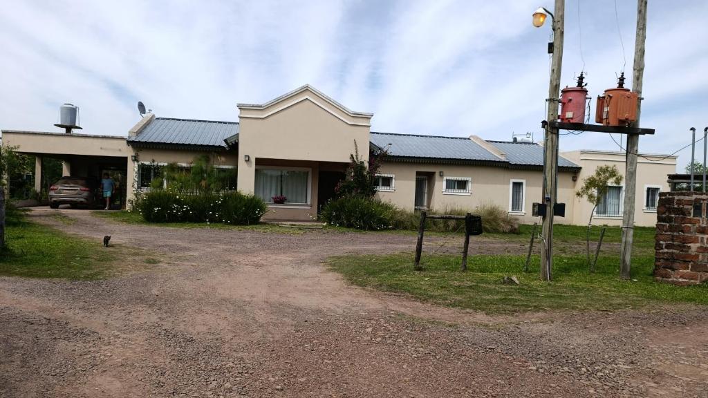 Hoone, kus hommikusöögiga majutusasutus asub