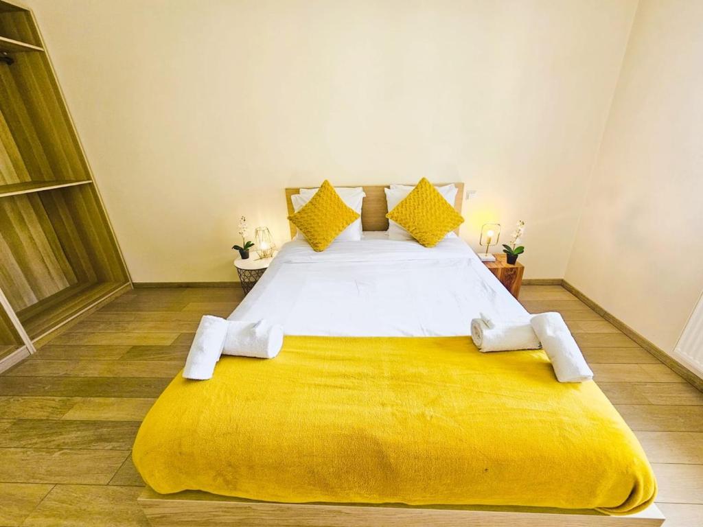 Central&comfy 2BR Flat with parking - Resim 16