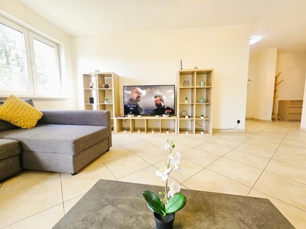 Central&comfy 2BR Flat with parking - Resim 11