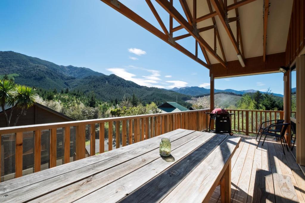 24 Acheron Heights - Resim 10