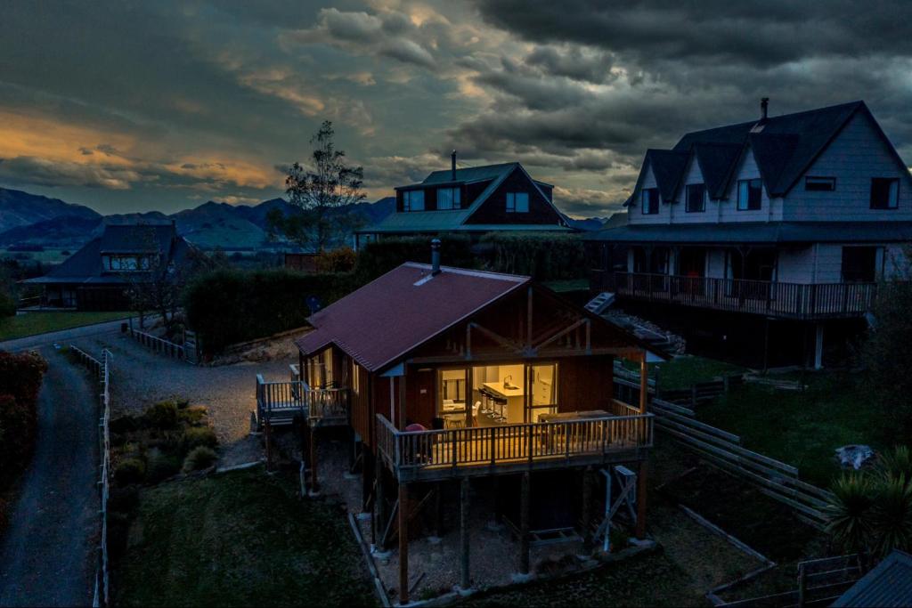 24 Acheron Heights - Resim 18