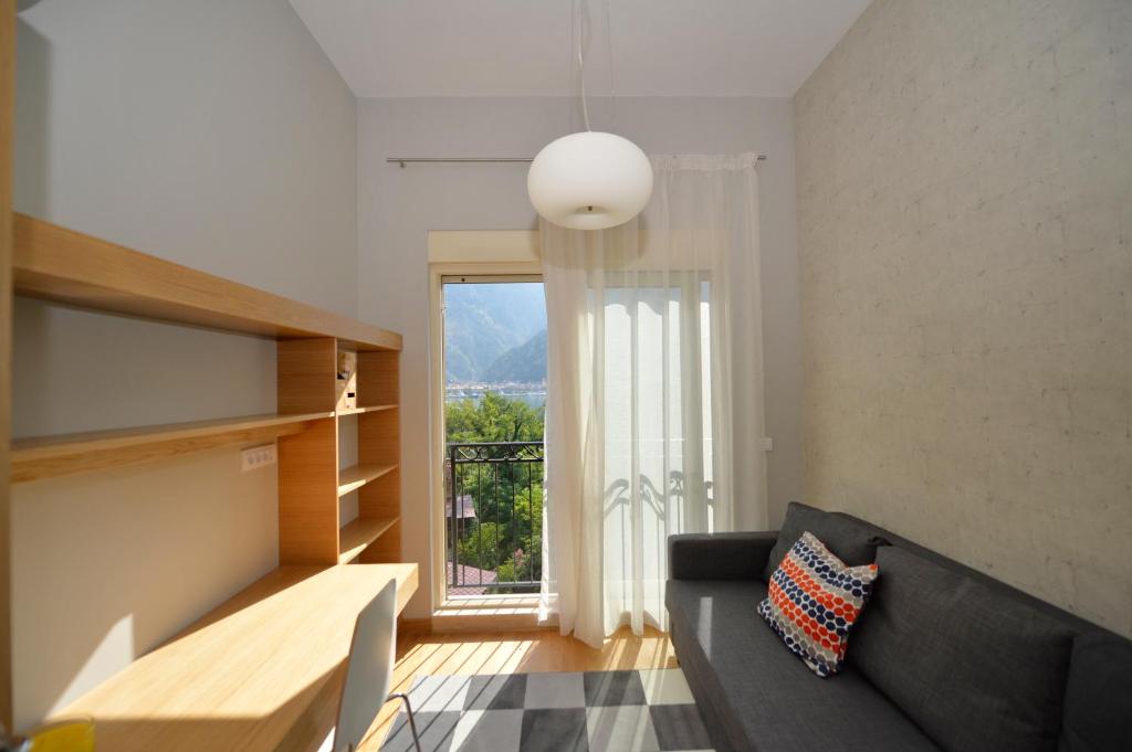 Posto Capitano C Group - 8