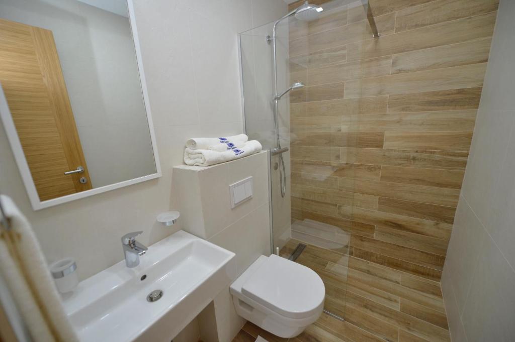 Posto Capitano C Group - 9