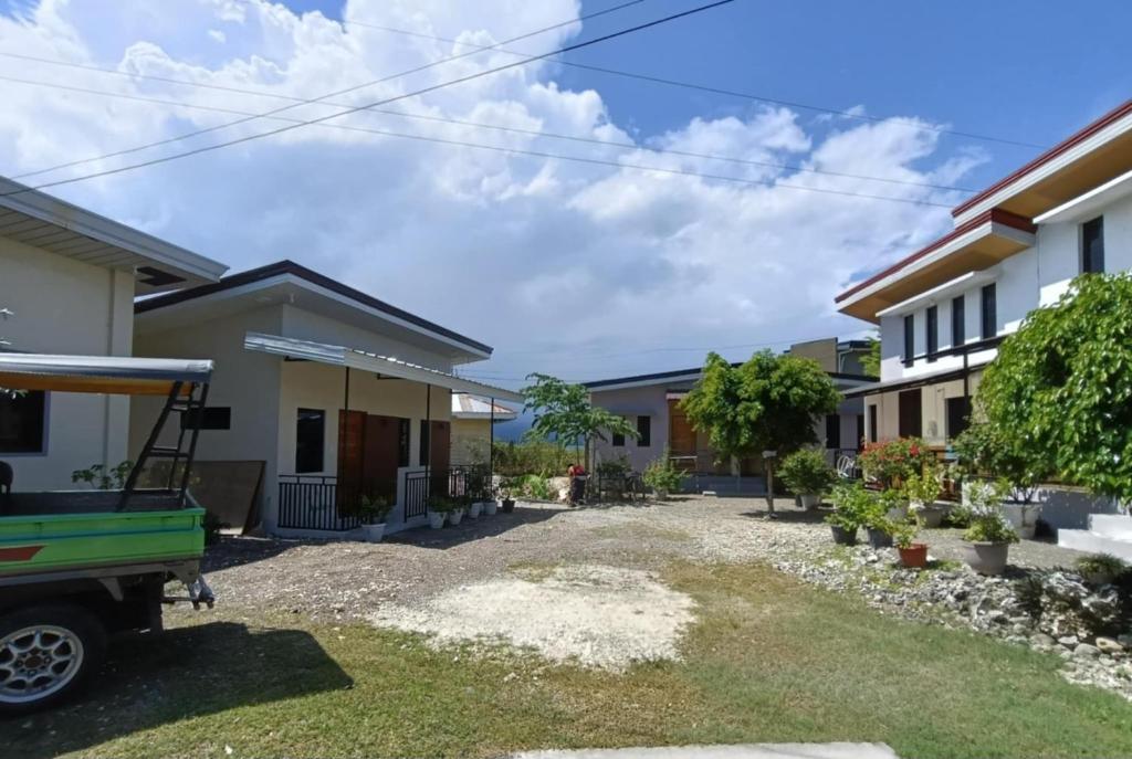 a row of houses in a suburb at Villa Kendra in Moalboal