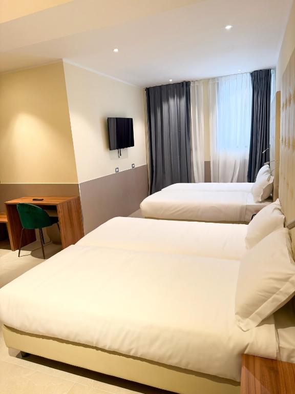 Lh HOTELS - Resim 15