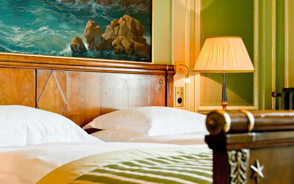 Grand Hotel LES TROIS ROIS - Resim 9