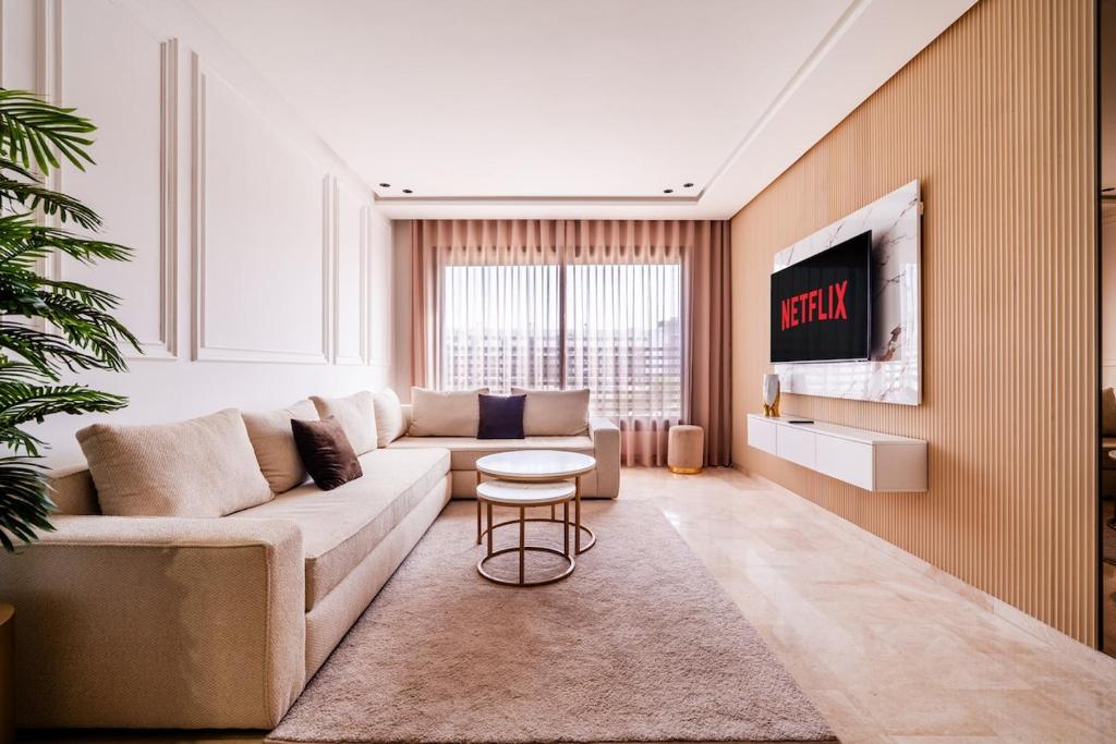 TV a/nebo společenská místnost v ubytování Apartment - Luxury, Style & Wellness