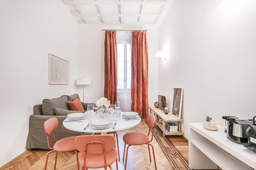 Khu vực ghế ngồi tại Easylife - Milano - Mazzini 20 - Duomo