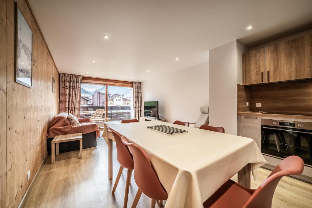 CHEVRULS A6 : Apt 2 chambres au centre